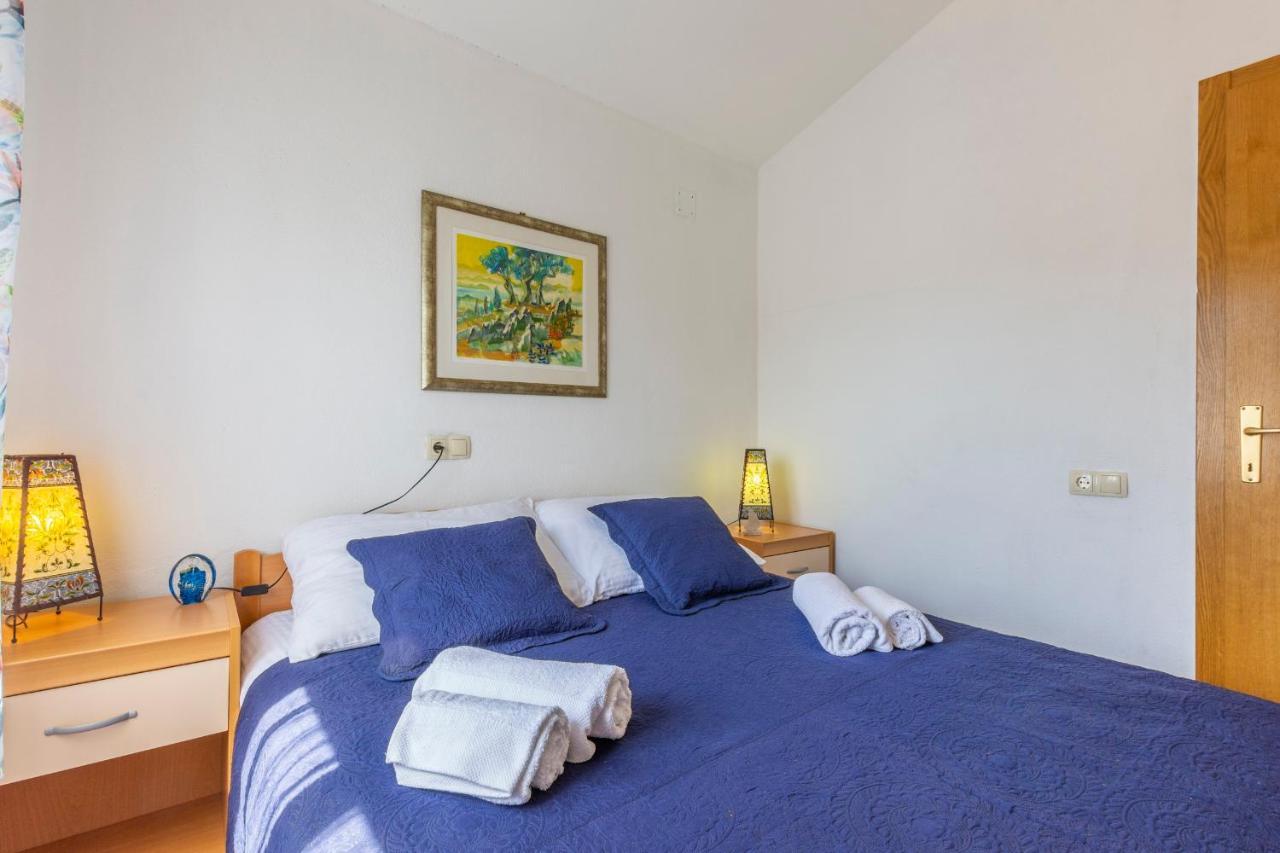 ילסה Janus Apartments מראה חיצוני תמונה